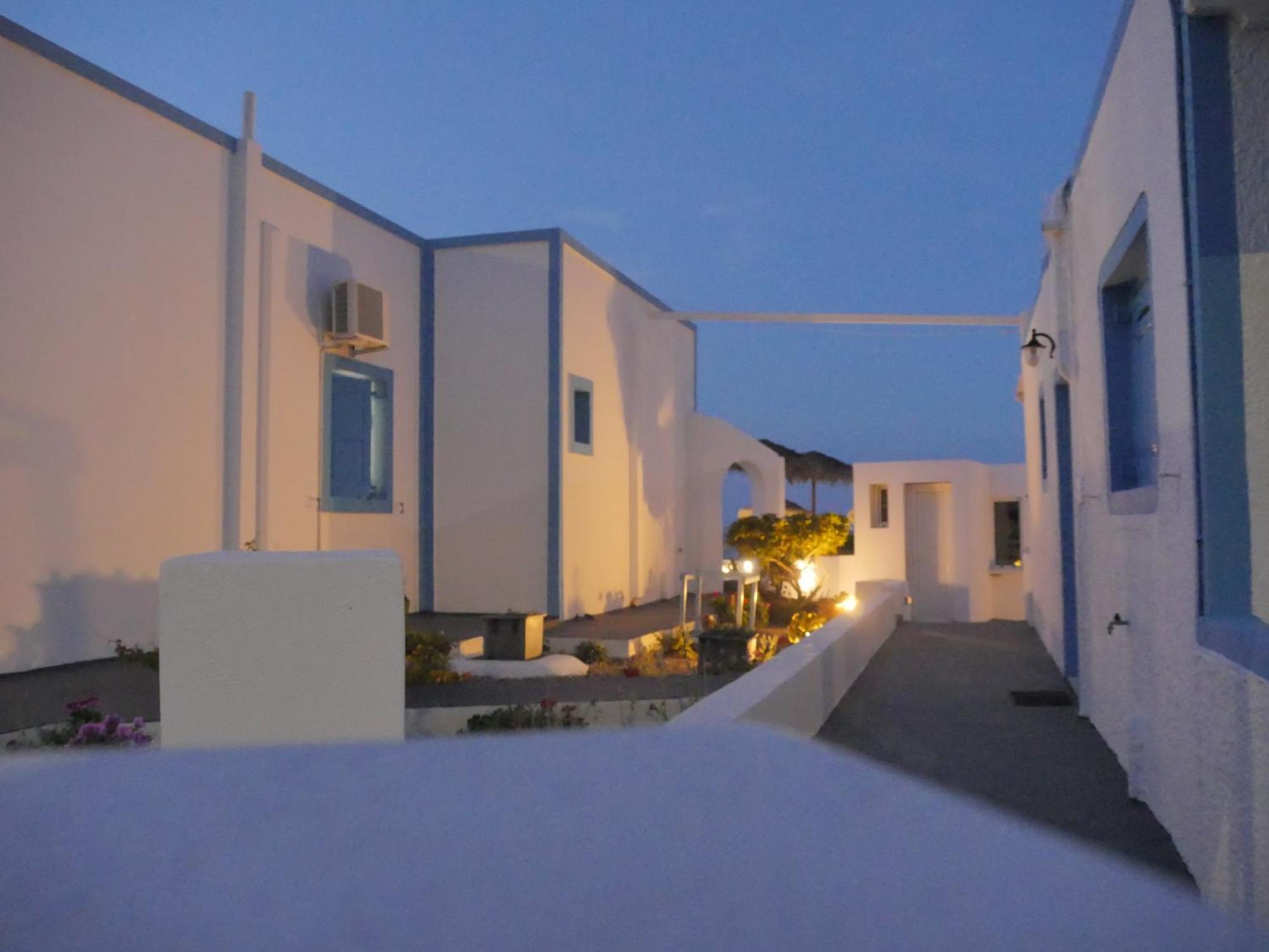 Ancient Thera Apartments Kamári Dış mekan fotoğraf