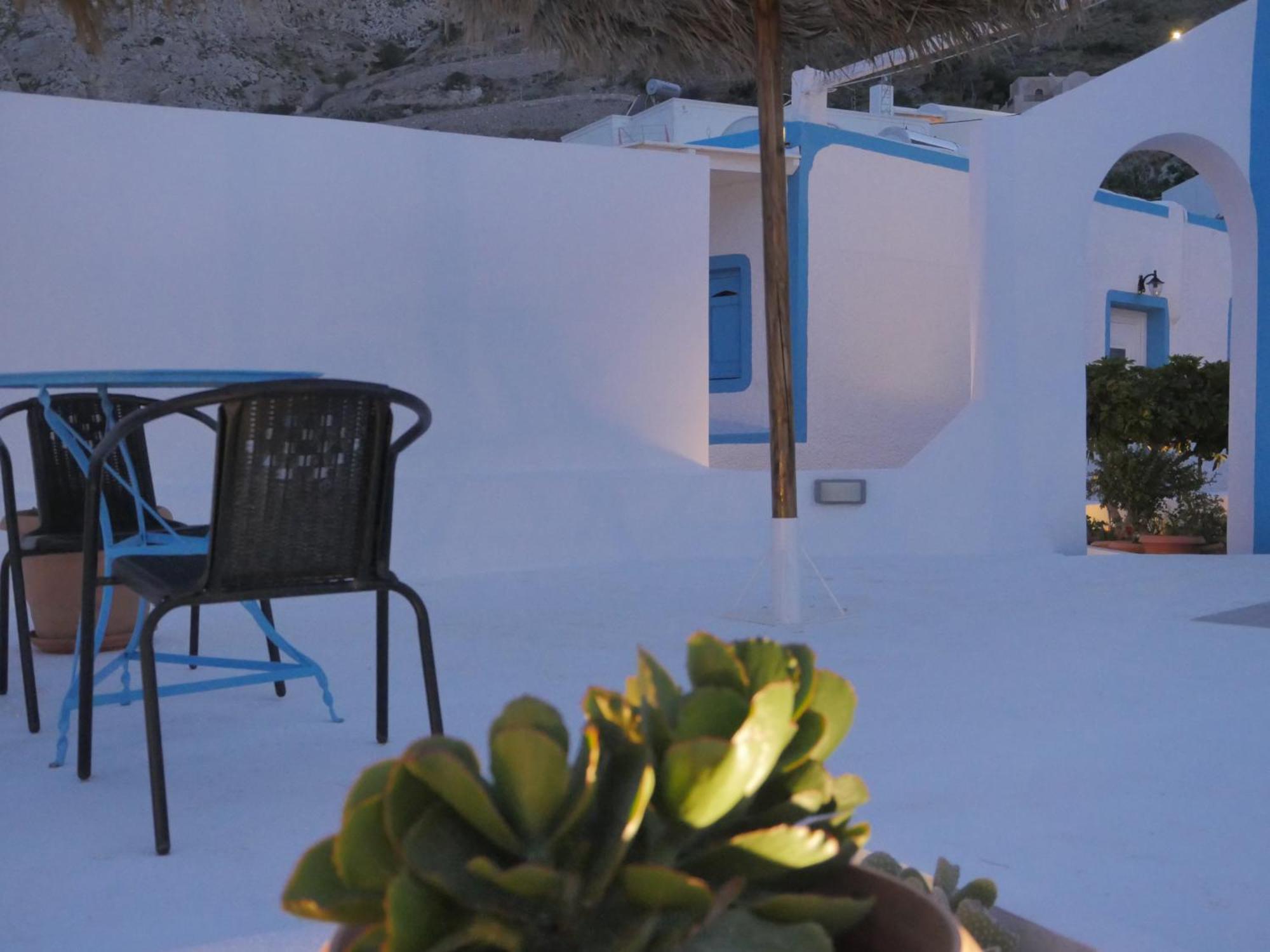 Ancient Thera Apartments Kamári Dış mekan fotoğraf