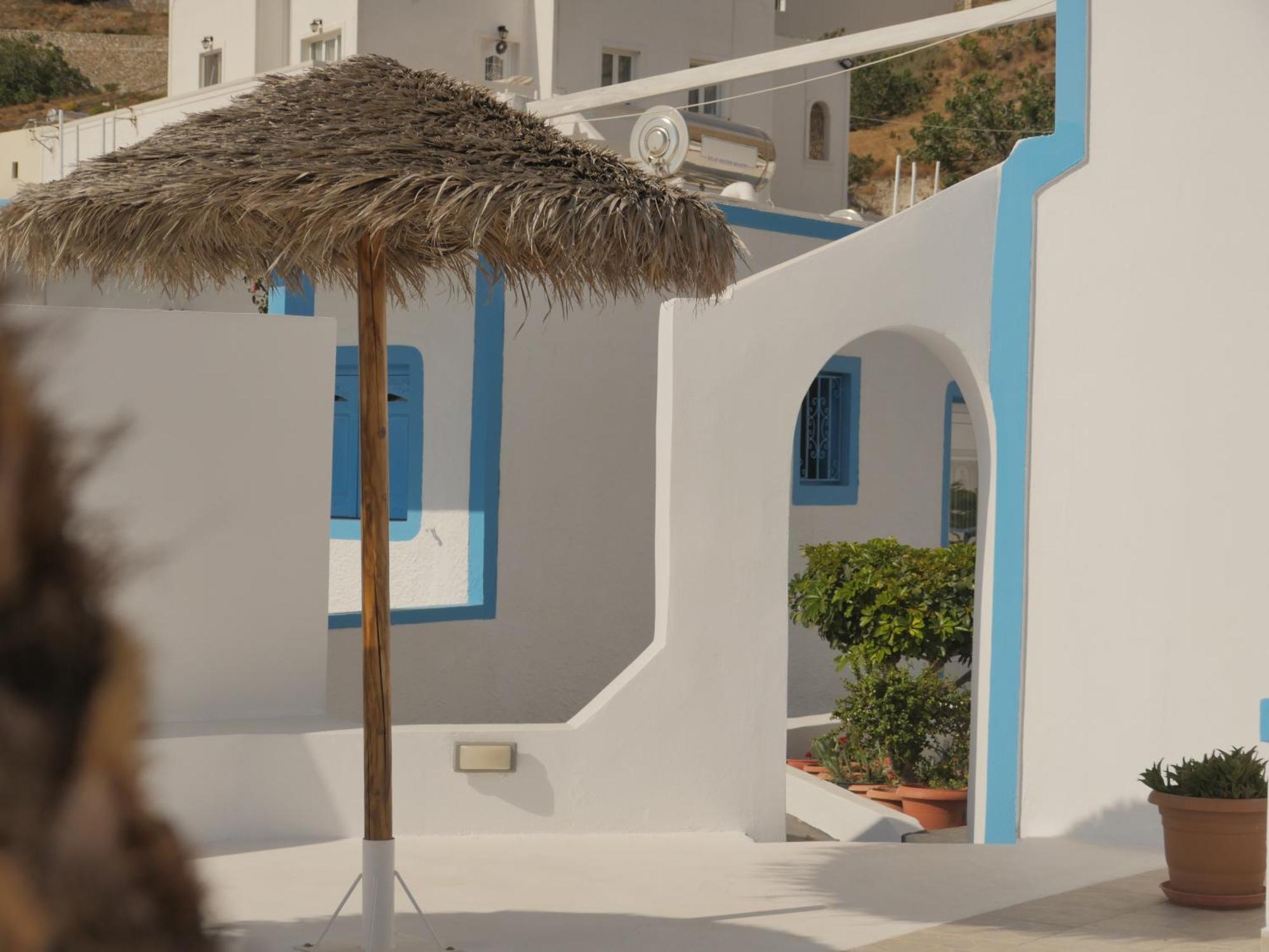 Ancient Thera Apartments Kamári Dış mekan fotoğraf