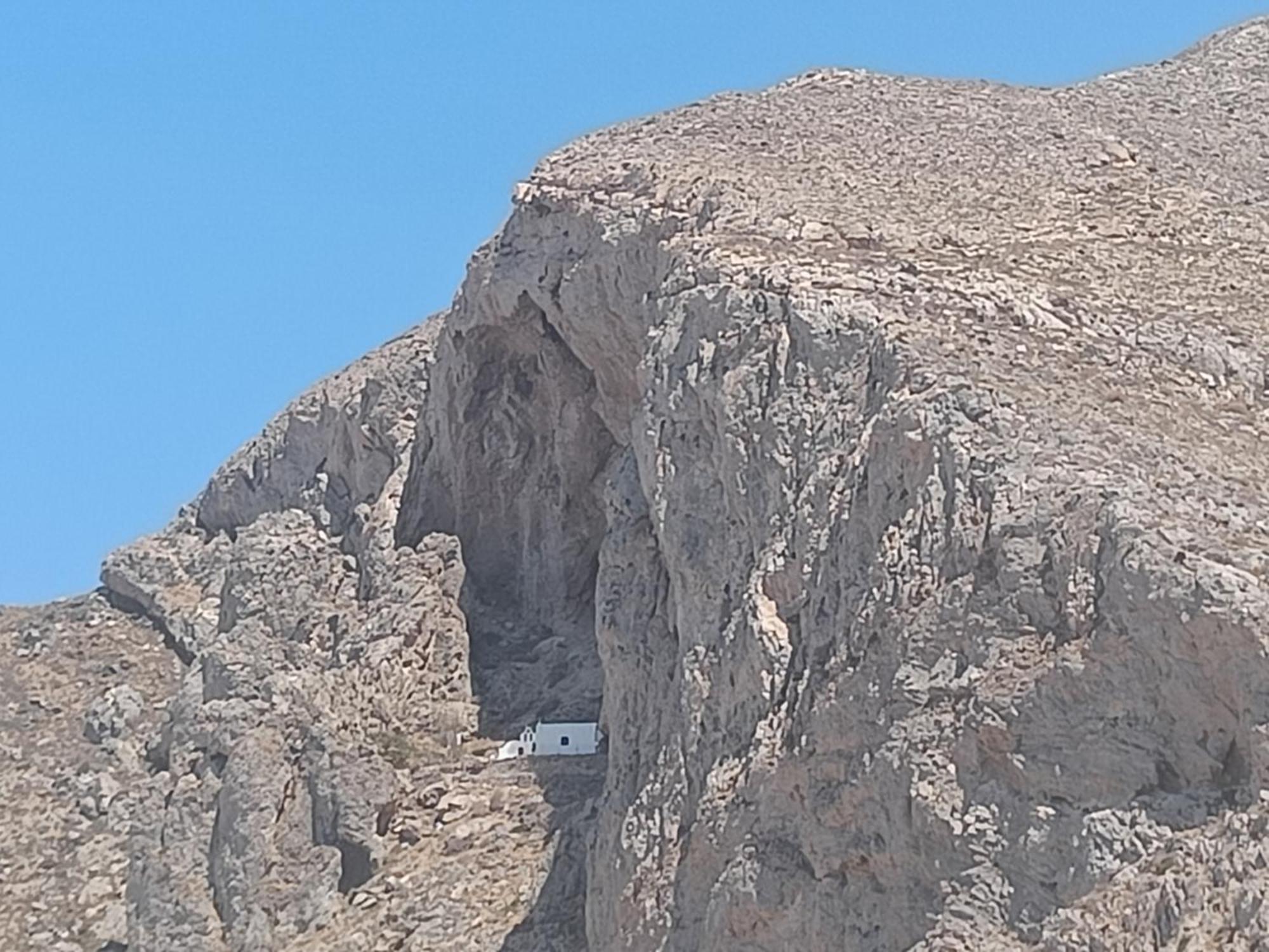 Ancient Thera Apartments Kamári Dış mekan fotoğraf
